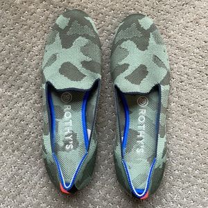 ROTHYS- machine washable & in great condition